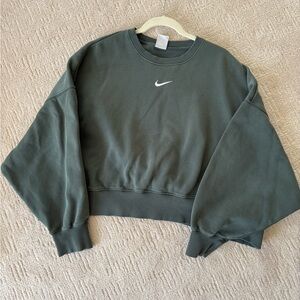 Nike Women's Phoenix Crewneck Cropped Sweatshirt XL